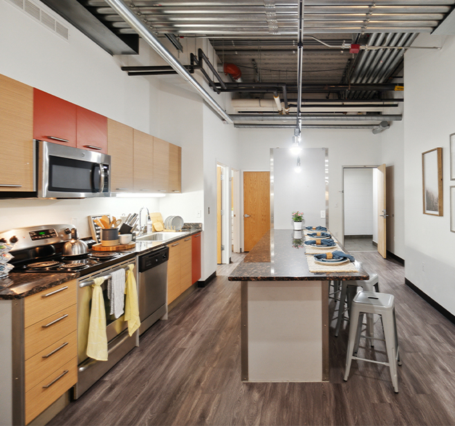 Stylish, Furnished Apartments - Image 01